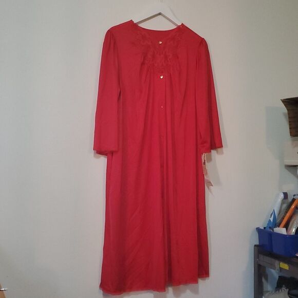 Shadowline vintage robe nylon short sleeve button front mid length lace trim NWT - Picture 1 of 6